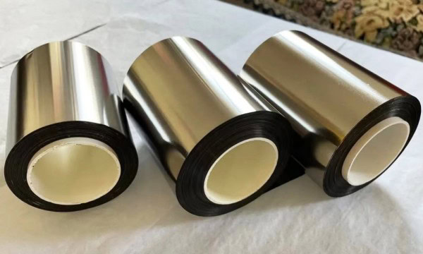 High-quality titanium coating film rolls for industrial and artistic applications. Durable, corrosion-resistant, and perfect for metal finishing, aerospace, and decorative purposes.