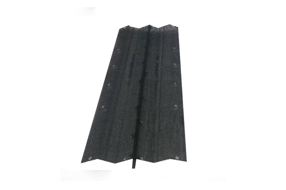 Graphene-titanium-anode
