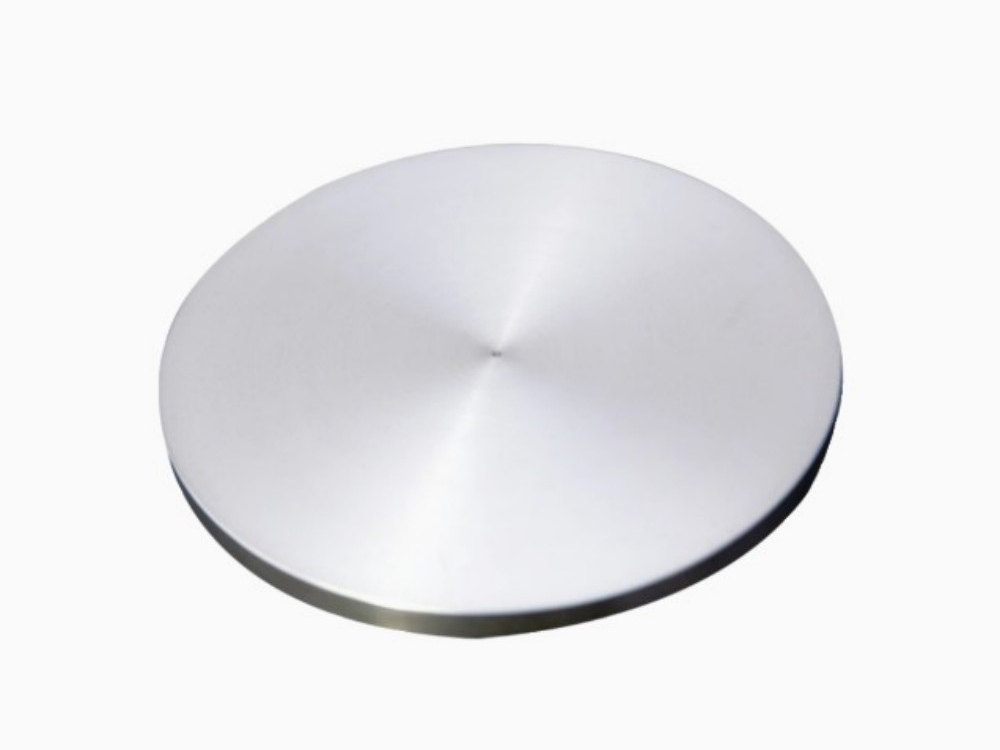 a silver circle with a pointy surface