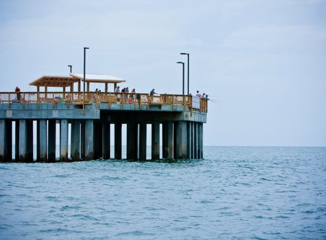 Sea pier