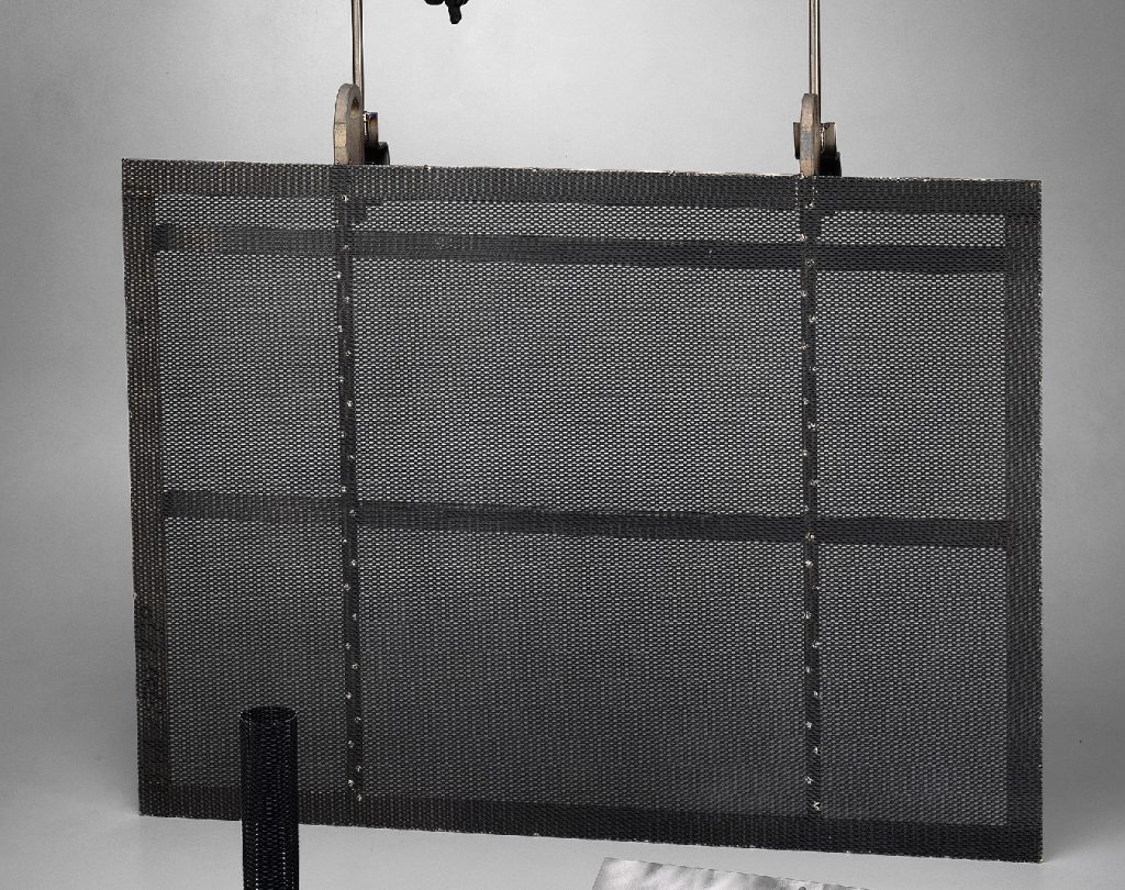 Ru-Ir-Ta Mesh Anode